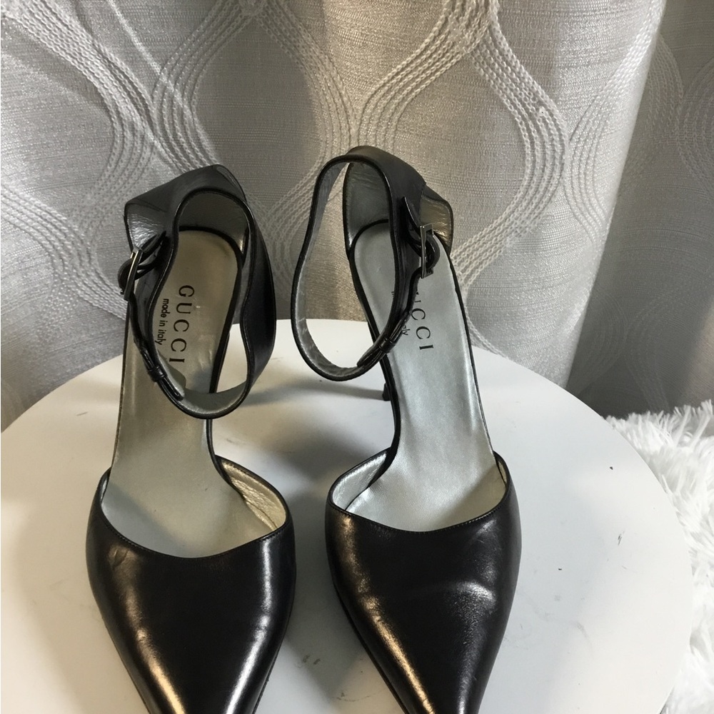 Gucci Black Leather Pointed-Toe Ankle-Strap Heels